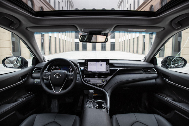 Toyota Camry 2022: Bứt phá ngoạn mục trong phân khúc sedan hạng D - Ảnh 3.